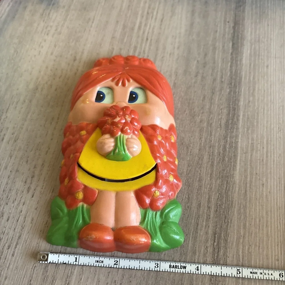 Vintage‎ 1975 General Mills Retro Girl Light Switch Plate Kenner 6.25